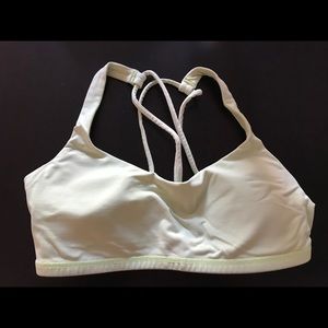 Lululemon Free to be bra